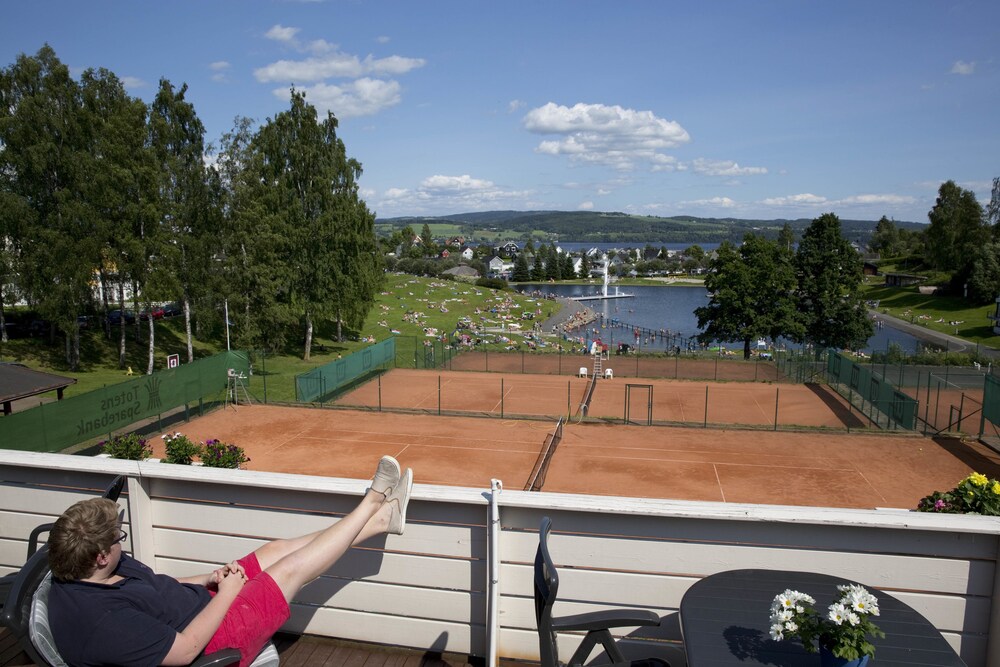 Tennisbane