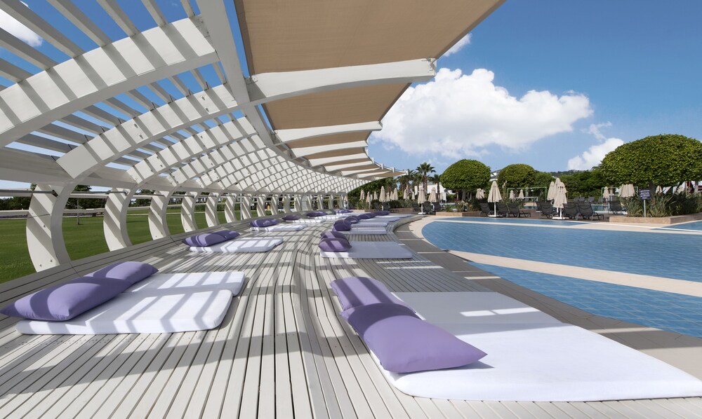 Sundeck