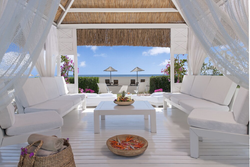 Sundeck