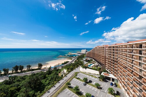 Kafuu Resort Fuchaku Condo Hotel
