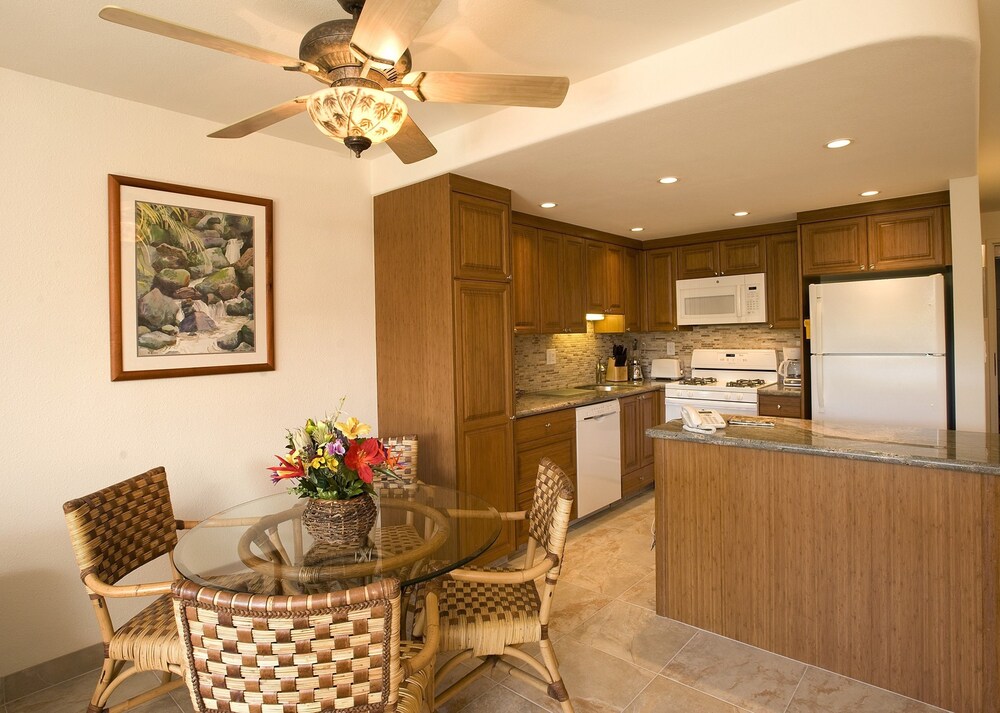 2 Bedroom, Non Smoking - In-Room Dining
