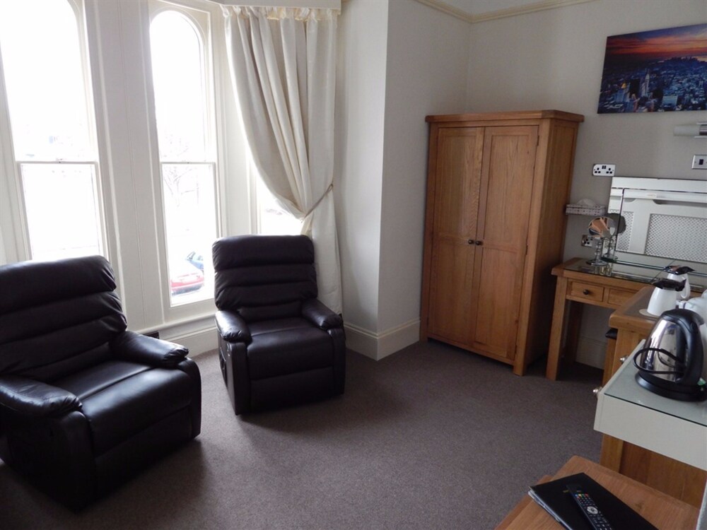 Guestroom