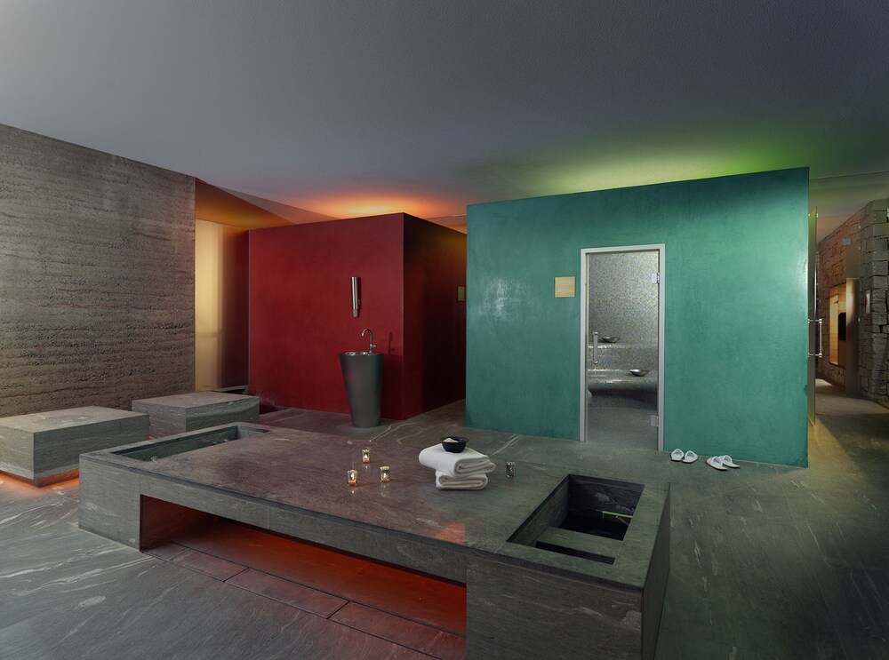 Steam Room