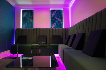 Hotel Lounge