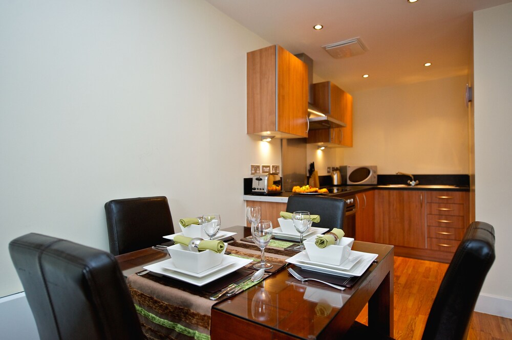 Standard Apartment, 2 Bedrooms - In-Room Dining