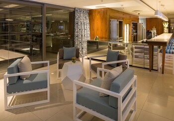Poolside Bar