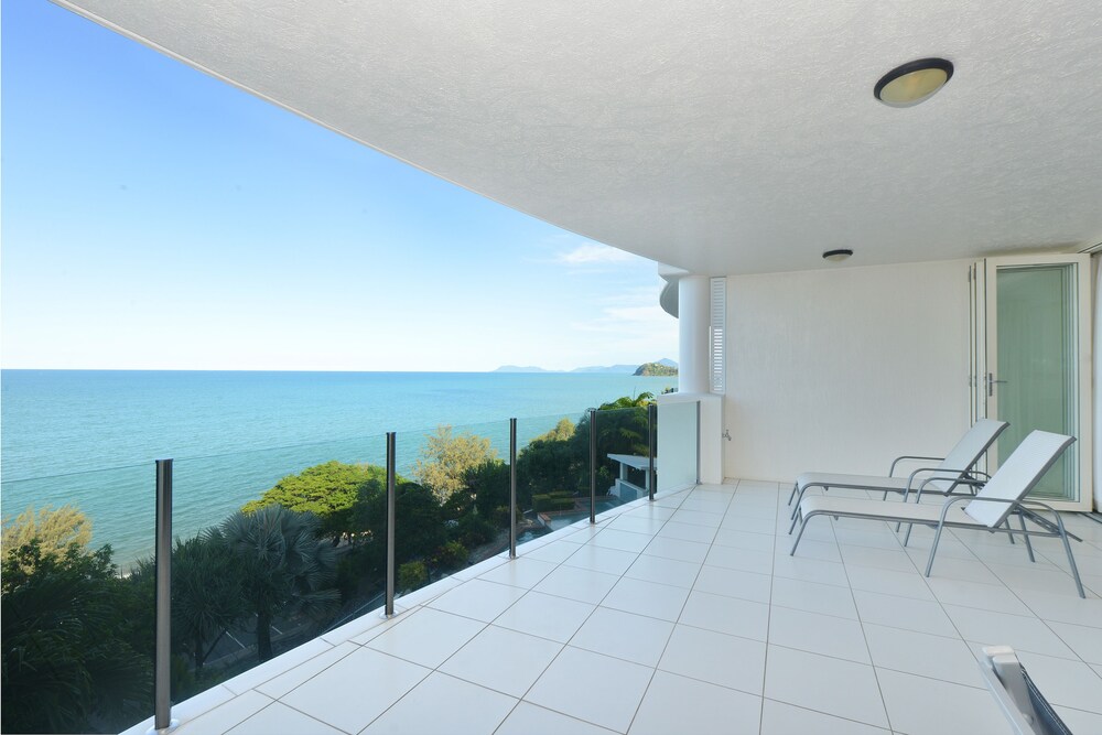 Standard Apartment, 1 Bedroom, Ocean View - Balcony