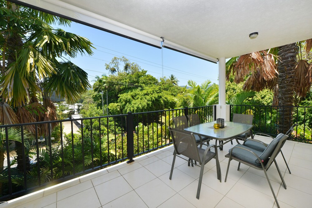 Standard Apartment, 1 Bedroom, Garden View - Balcony