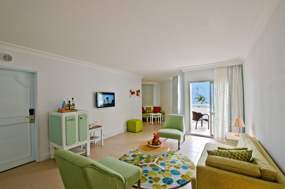 Guestroom