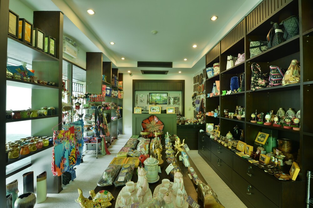 Gift Shop