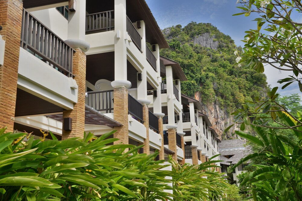 Hotel Front