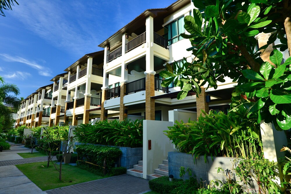Hotel Front