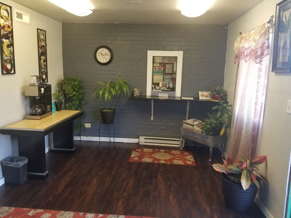 Check-in/Check-out Kiosk
