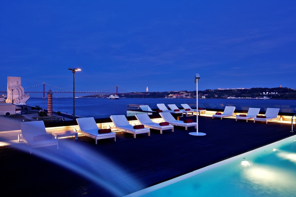 Sundeck