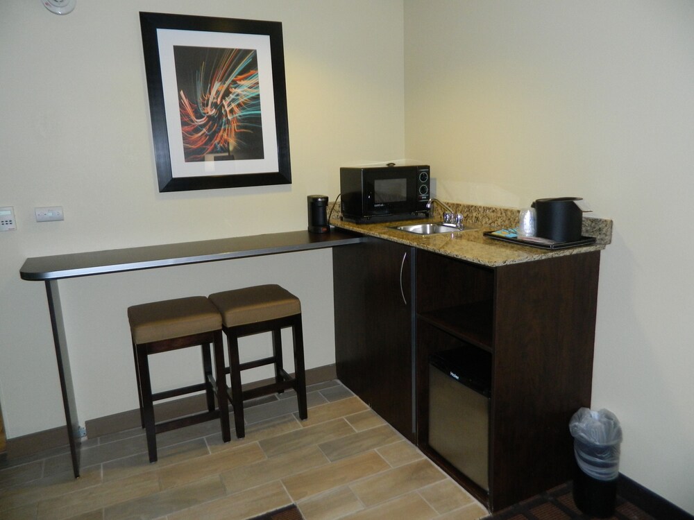 In-Room Kitchenette