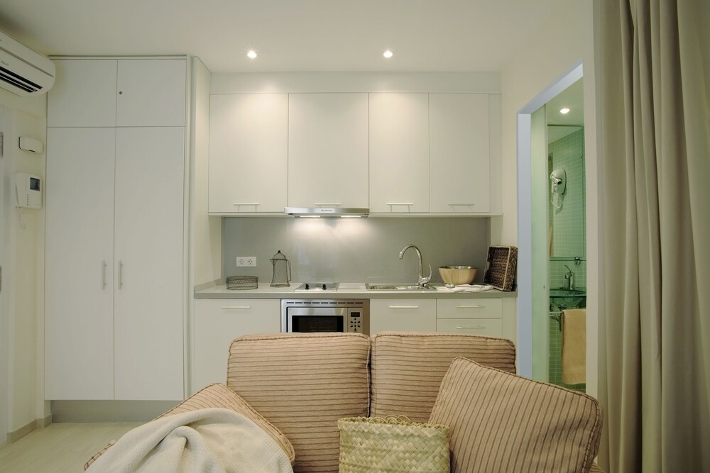In-Room Kitchen