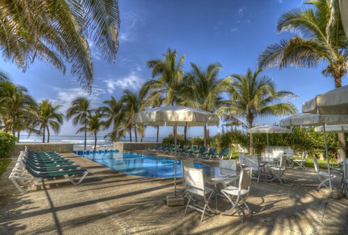 Ocean Breeze Acapulco