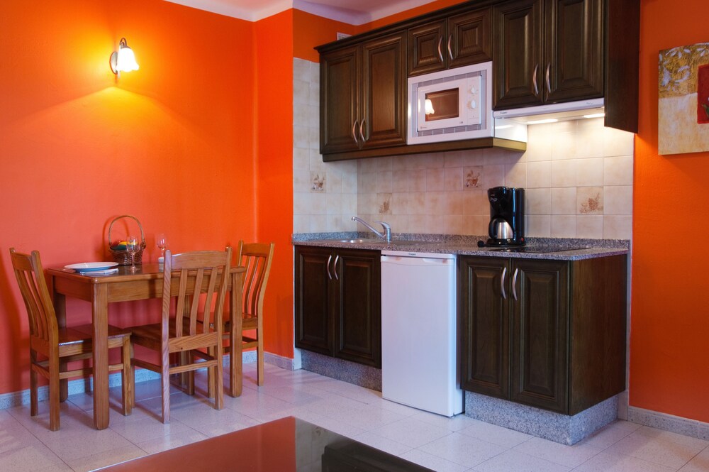 In-Room Kitchen