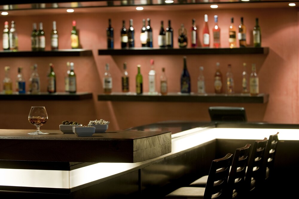 Bar-salon de l'hôtel