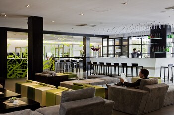 Hotel Lounge