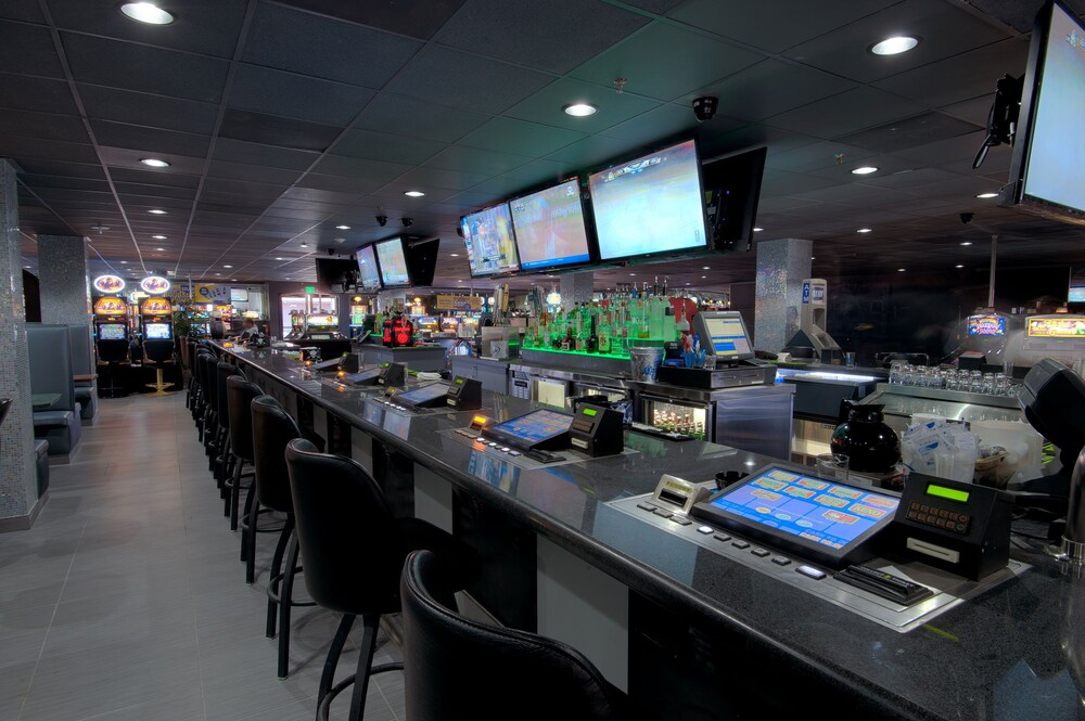 Hotel Bar