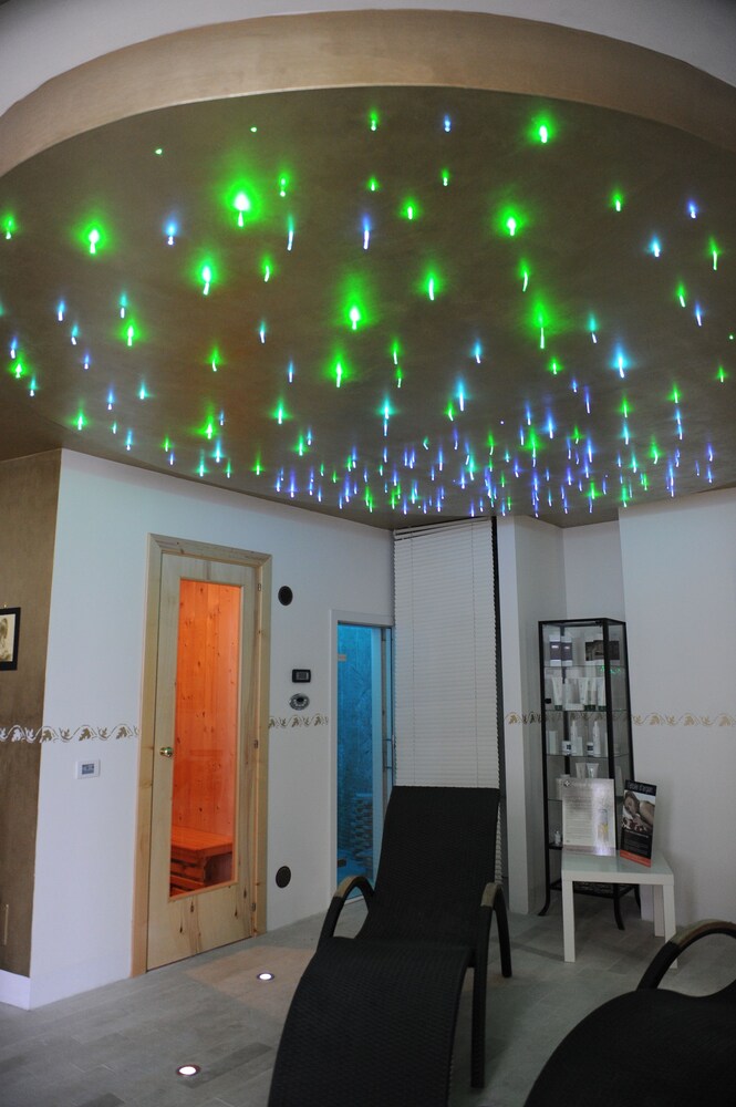 Steam Room