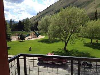 Guestroom View