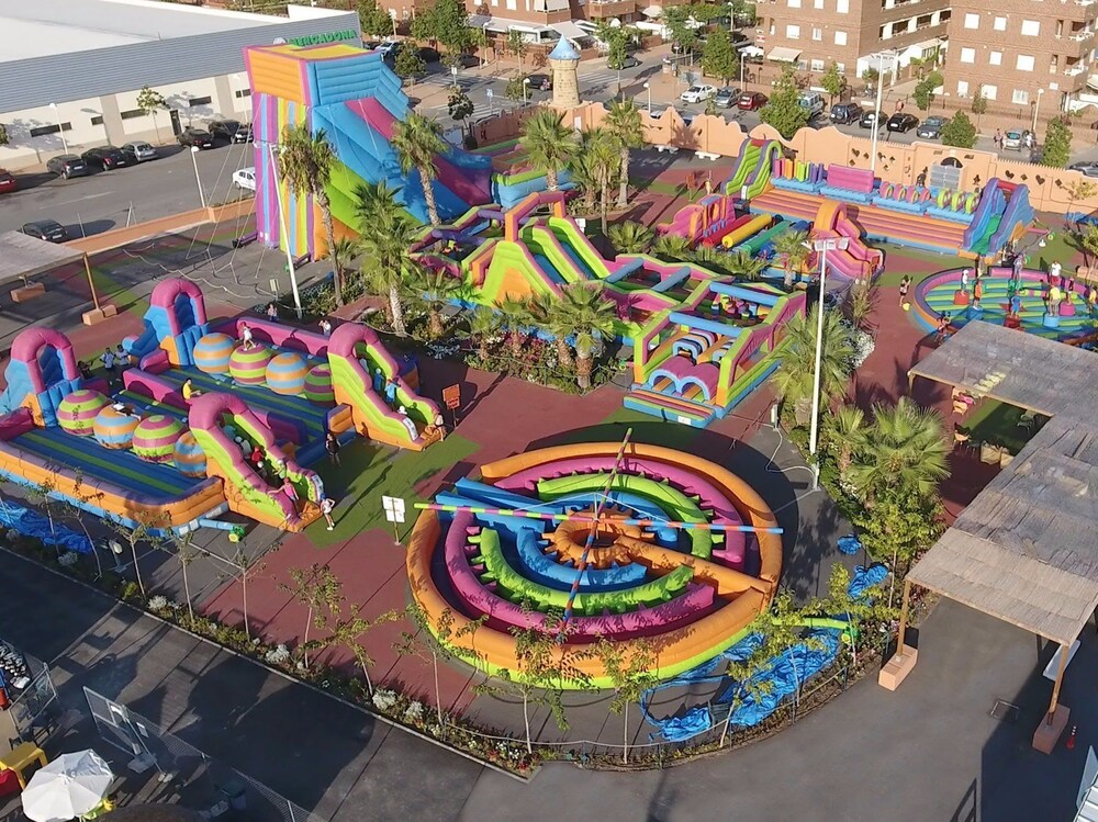 Childrens Play Area - Outdoor