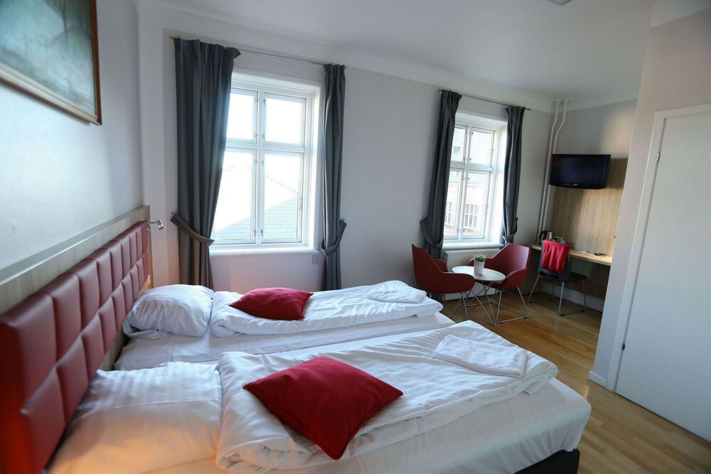 Guestroom