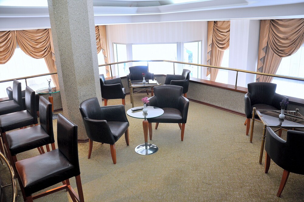 Hotel Bar