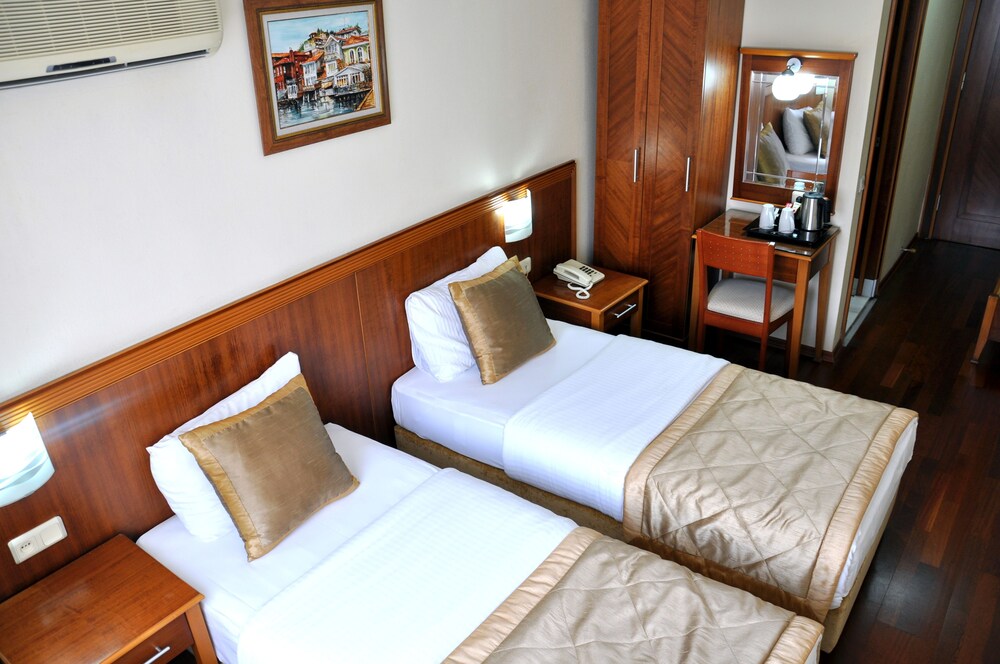 Guestroom