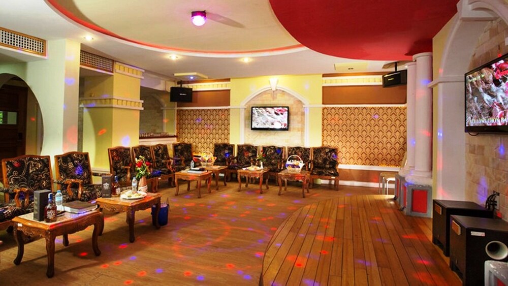 Karaoke Room