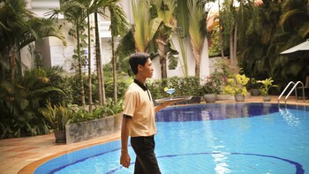 Poolside Bar