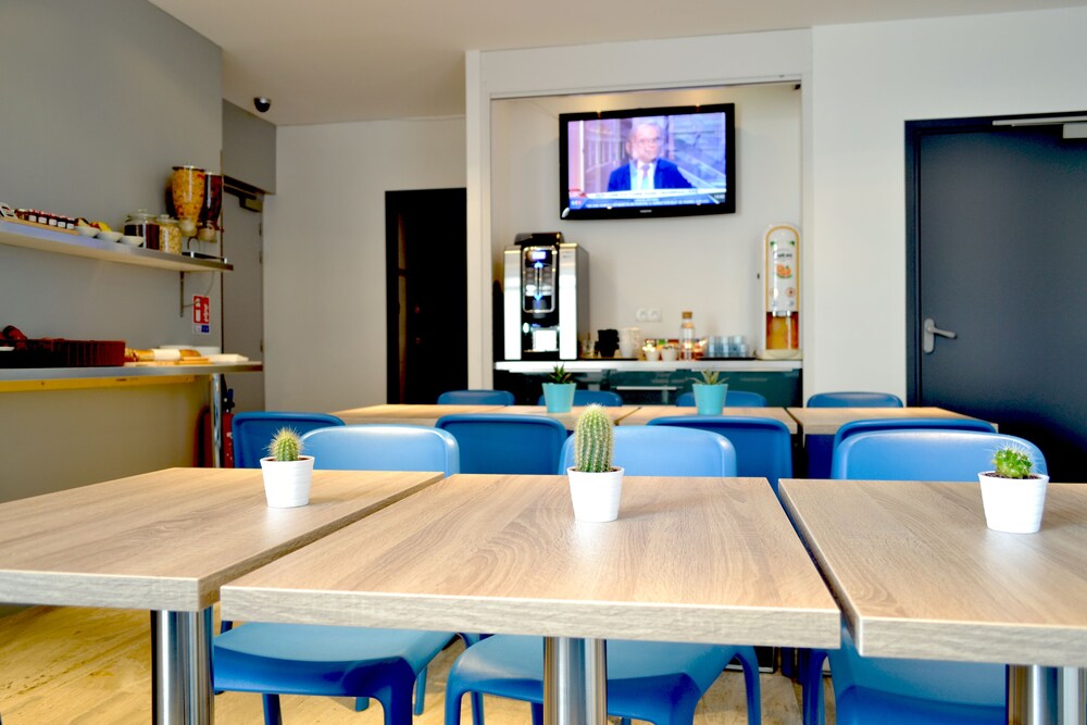 Salle de petit-déjeuner