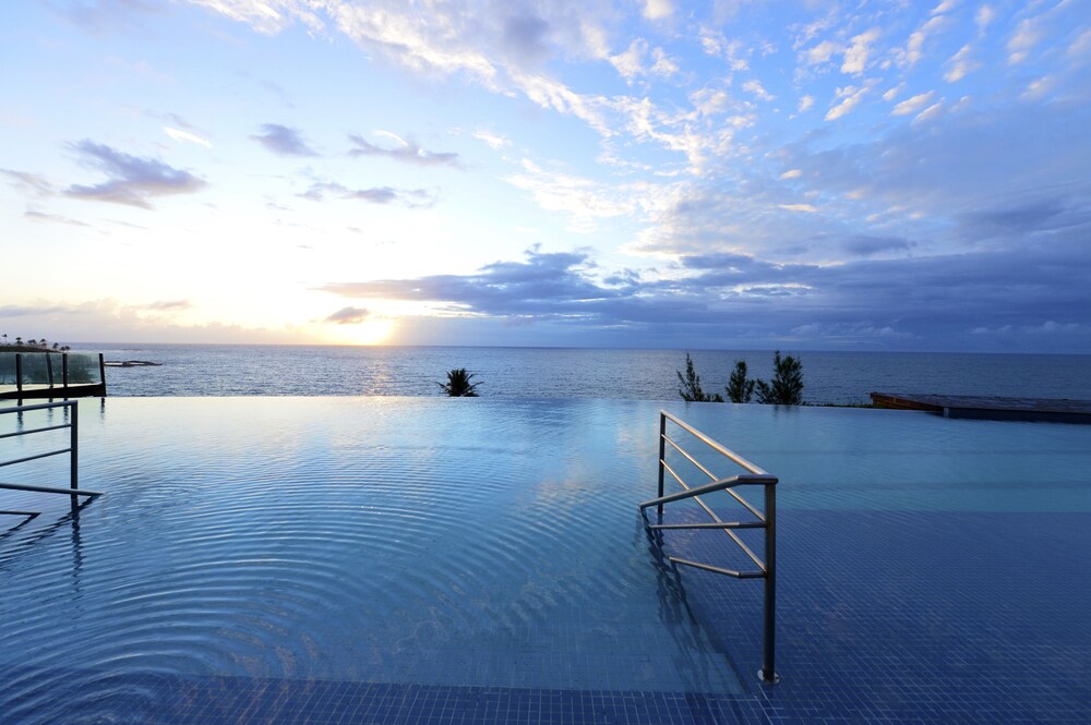 Infinity Pool