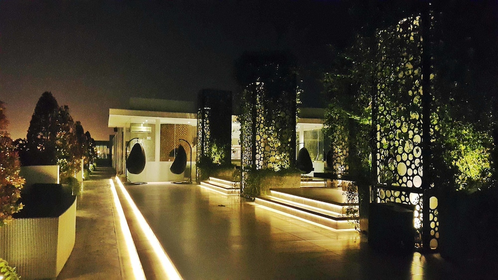 Hotel Bar