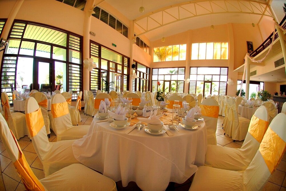 Indoor Wedding