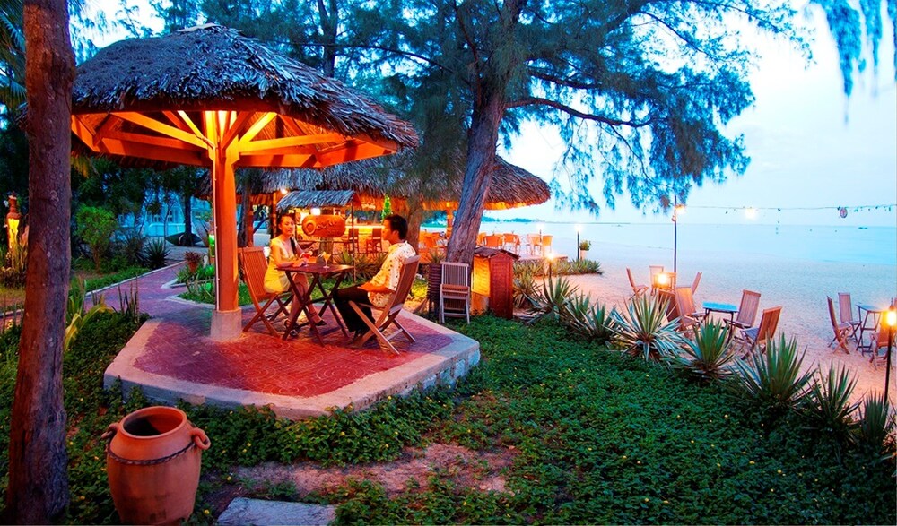 Hotel Bar