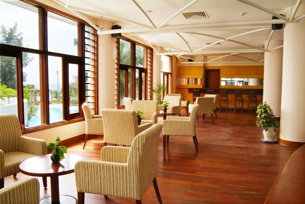 Hotel Bar