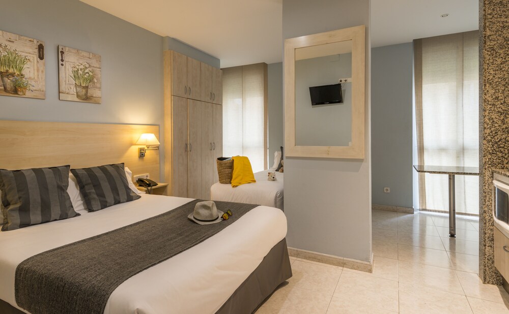 Studio - Guestroom