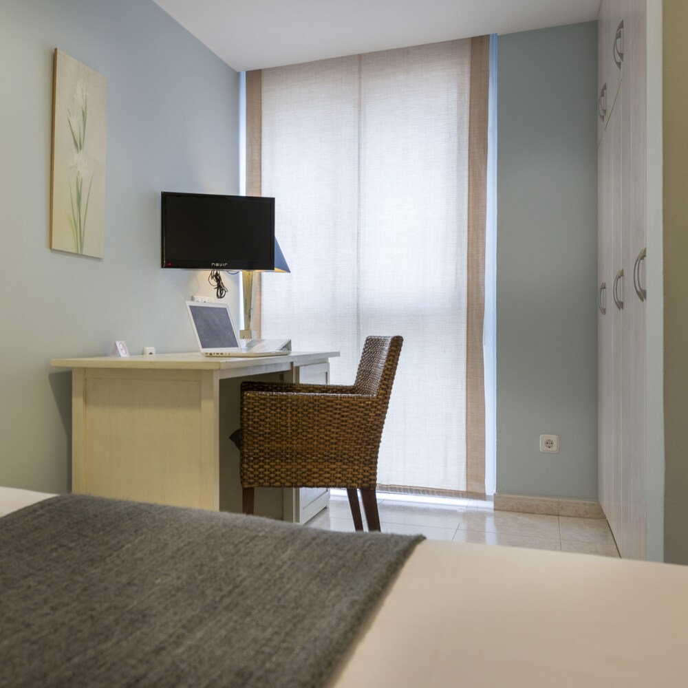 Double Room - Guestroom