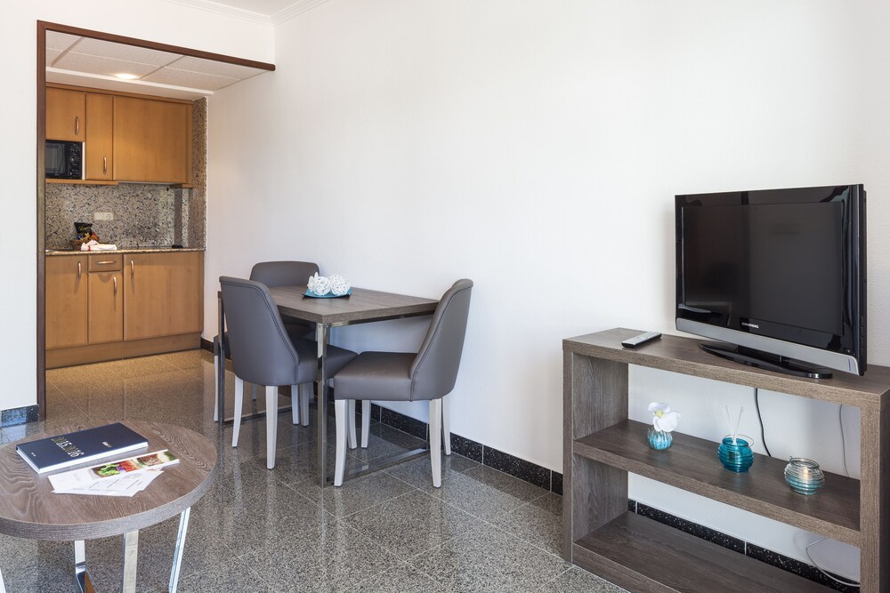 In-Room Kitchenette