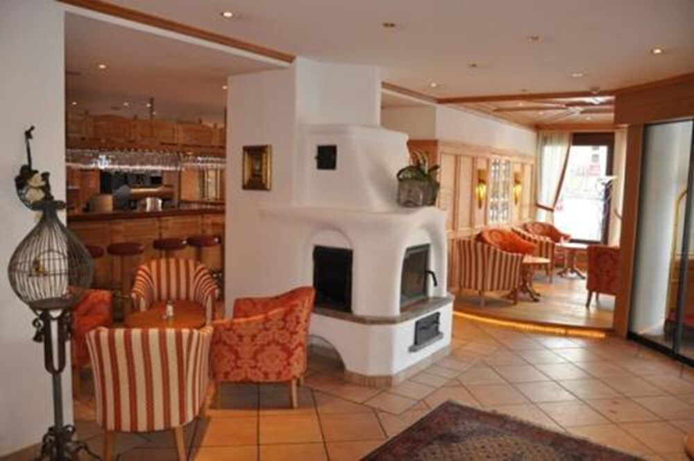 Hotel Bar