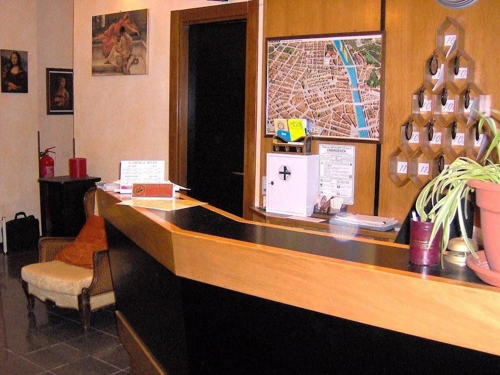 Concierge Desk