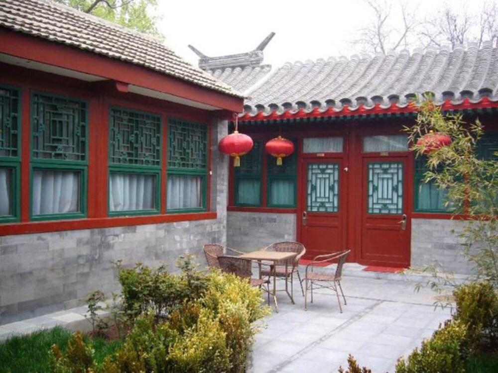 Courtyard View