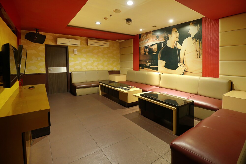 Karaoke Room
