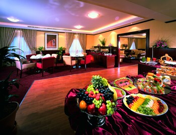 Executive Lounge