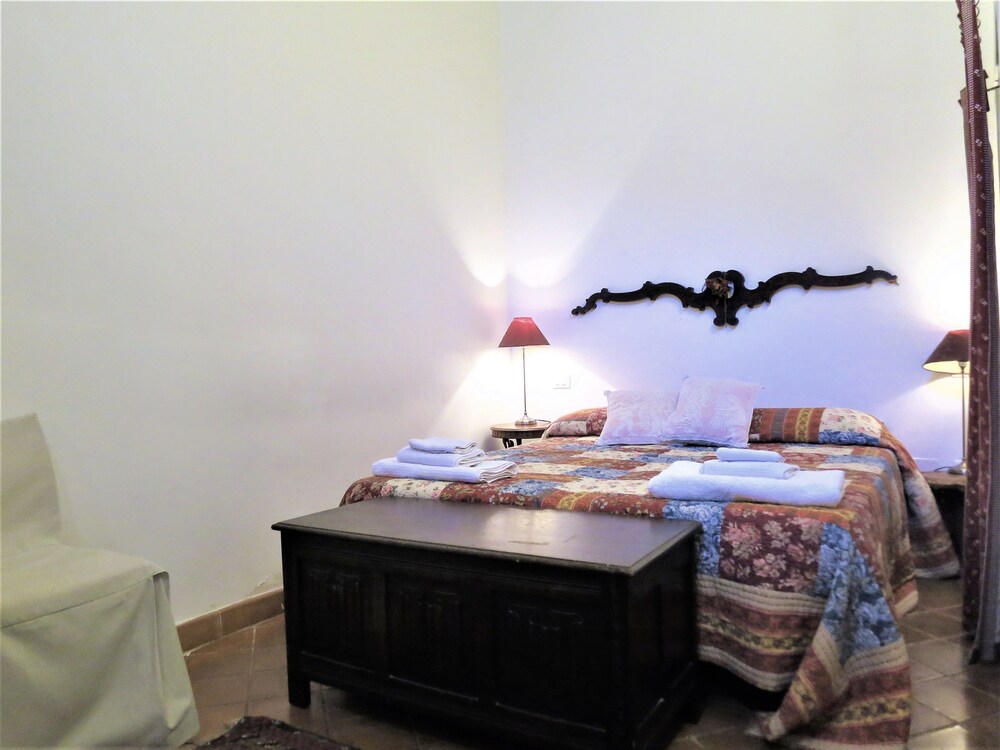 Apartment (Suite) - Guestroom