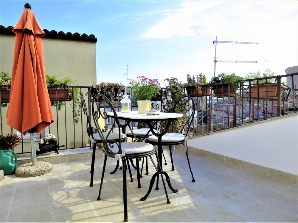 Apartment (Suite) - Terrace/Patio