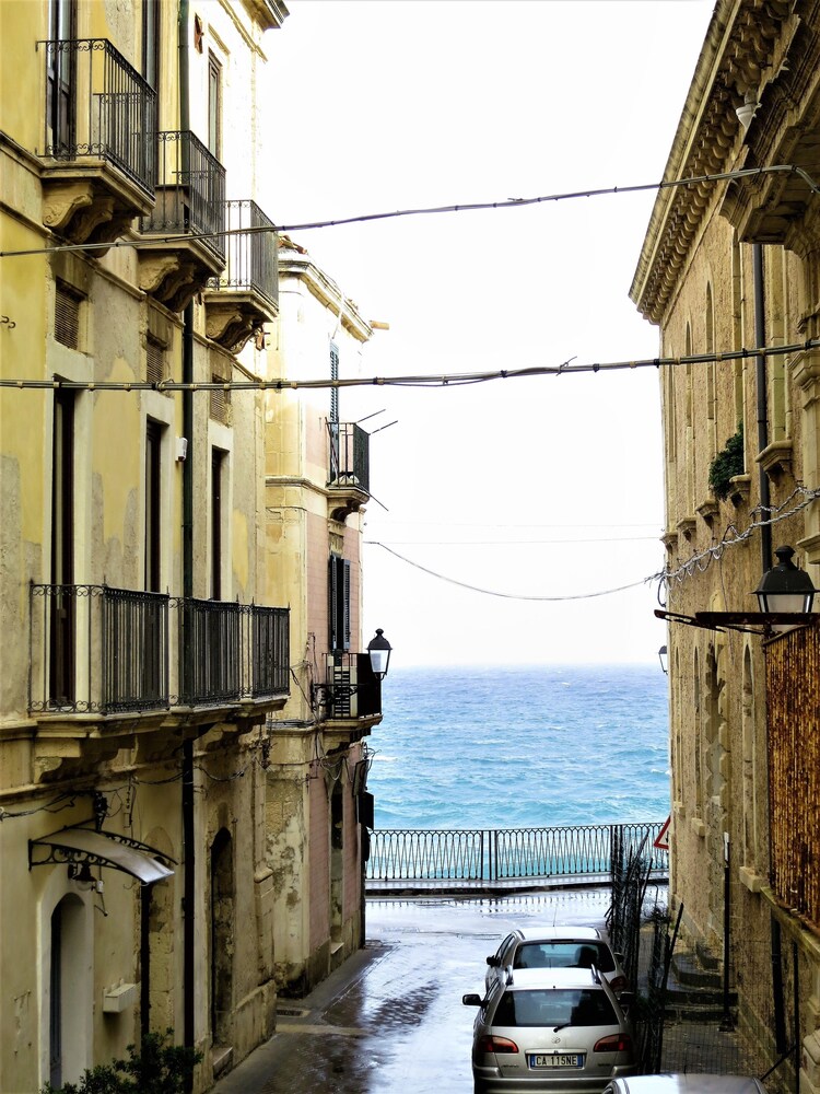 Beach/Ocean View